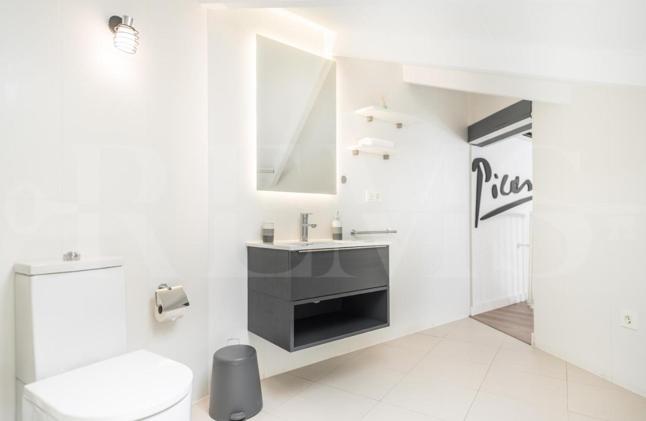 Inviting Duplex In Front Of Picasso Museum By Rems Daire Málaga Dış mekan fotoğraf
